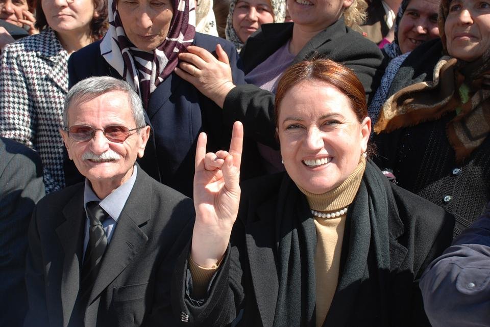 32333_TUR20090321Aksener_1527775363761
